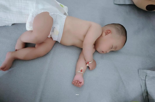 临猗宝宝总是摇头怎么回事